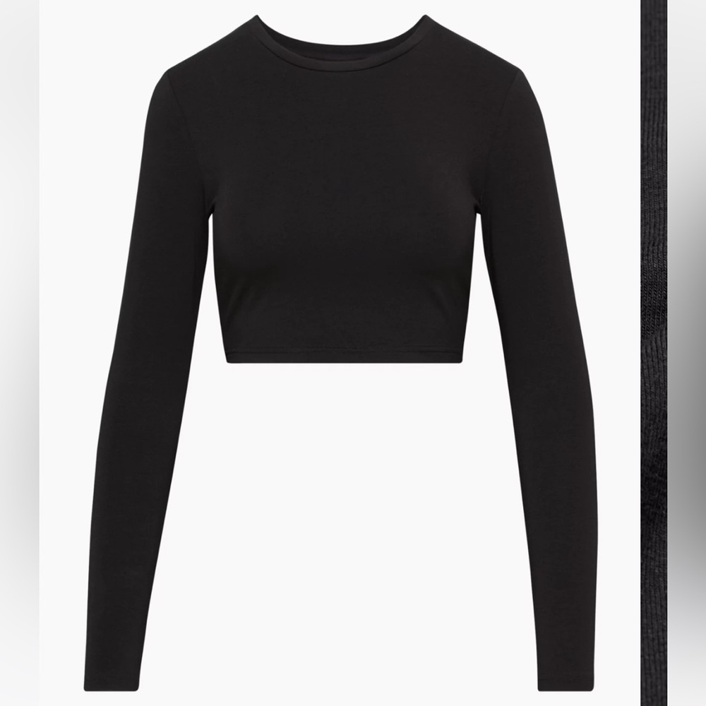 **LAST CHANCE** NWT Aritzia Chill Ortiz Cropped Long Sleeve